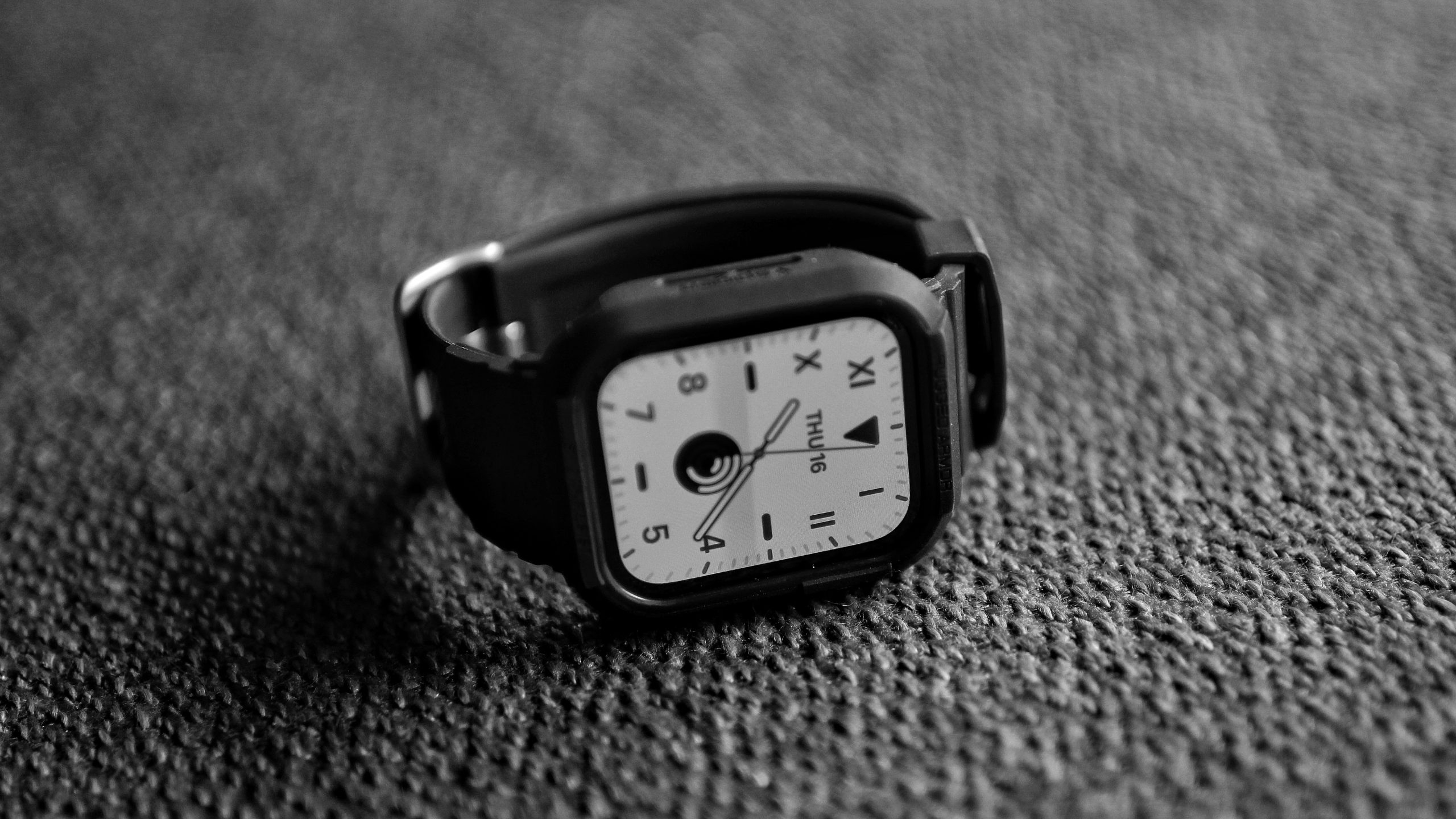 「Apple WatchをG-SHOCKスタイルにするバンド。「Spigen ラギッド・アーマープロ」」のアイキャッチ画像